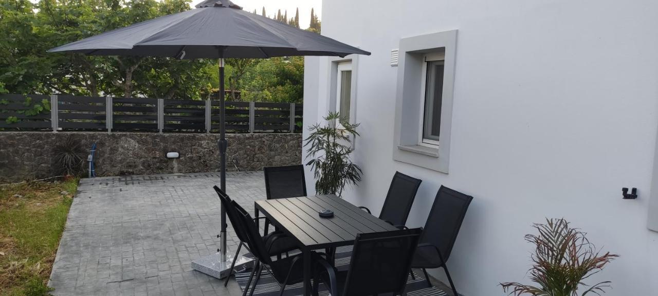 White Rose Apartment Potamos  Exterior photo